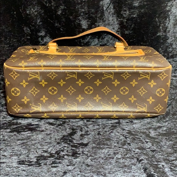 Authentic Louis Vuitton Cite GM - Picture 5 of 15